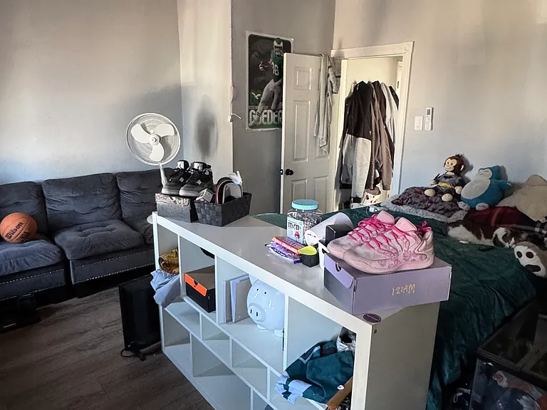 4613 Worth St #2 — Photo 9