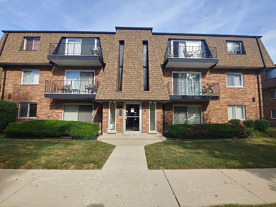 1st image of 10707 S Keating Ave APT 1C