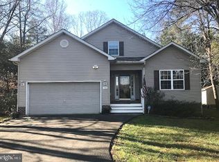 1904 Lakeview Pkwy, Locust Grove, VA 22508