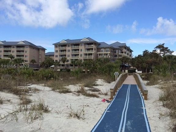 3rd image of 51 S Forest Beach Dr