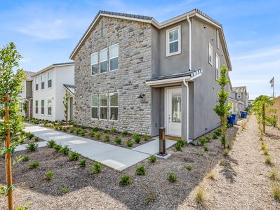 2734 E Teaberry Dr, Fresno, CA, 93730