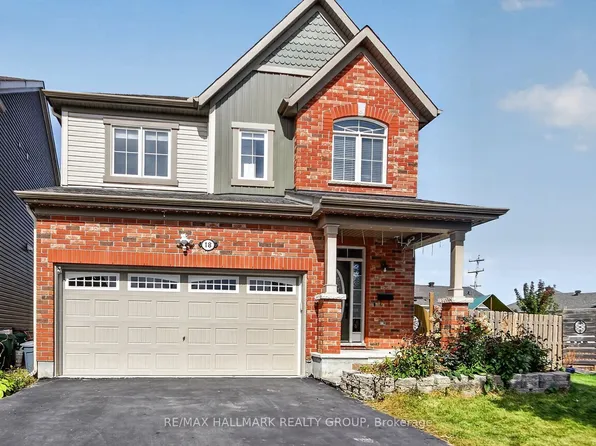 18 Sweetbay Cir, Ottawa, ON K2S 0W8