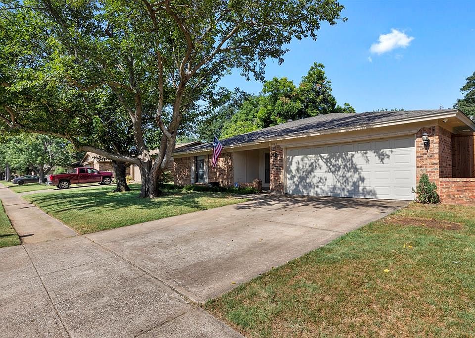 1st image of 1209 Meadowview Dr