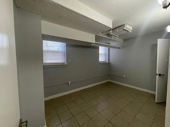 4th image of 17790 Palmer St #B5
