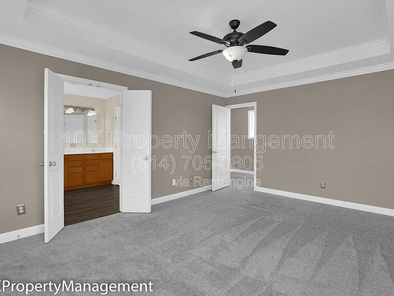 3056 Melville St — Photo 13