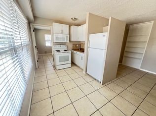 2055 Arlington St #3, Sarasota, FL 34239