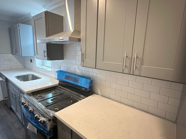 166 Monmouth St Floor 2