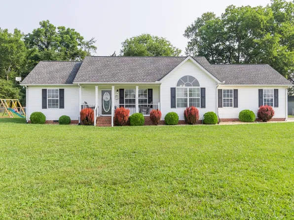 134 Conquest Ct, Unionville, TN 37180