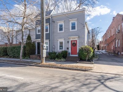 229 N Henry St, Alexandria, VA, 22314