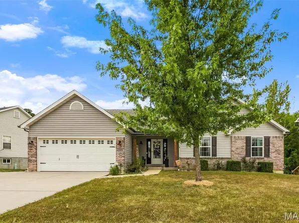 1840 Autumn Trl, Wentzville, MO 63385