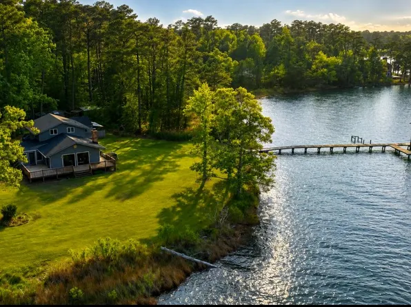 310 Brush Neck Rd, Susan, VA 23163