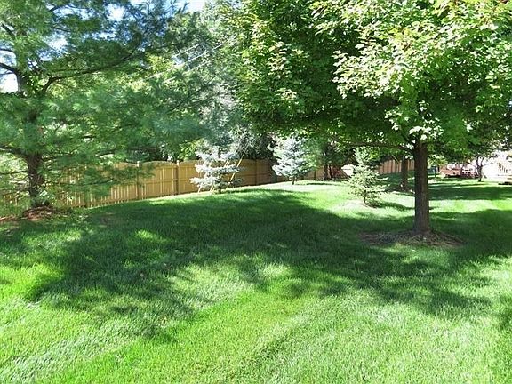 3rd image of 8109 Springdale Dr #1