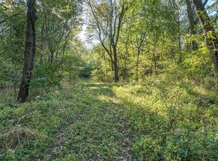 10696 Niggli Rd, Alhambra, IL 62001