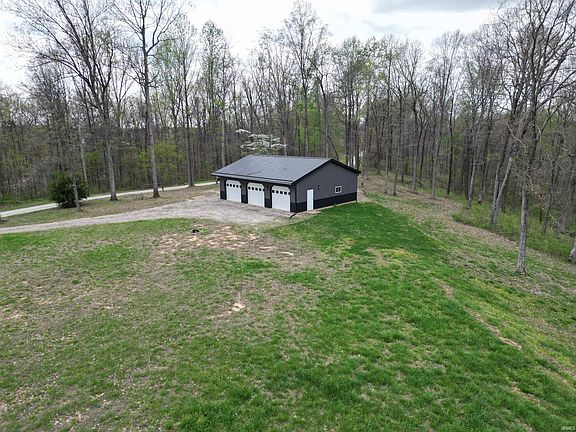 3rd image of 9045 E Pine Rd