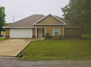 1 Witherby Ln, Bella Vista, AR 72714