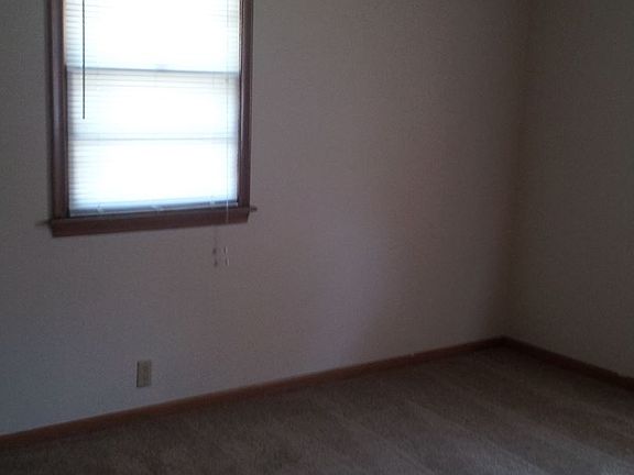 5th image of 4957 Cuming St APT 5