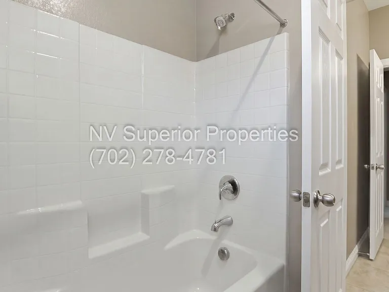 4627 Chestnut Tiger St — Photo 52