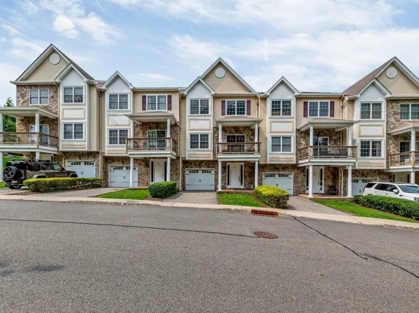 15 Halina Ln, Butler, NJ 07405