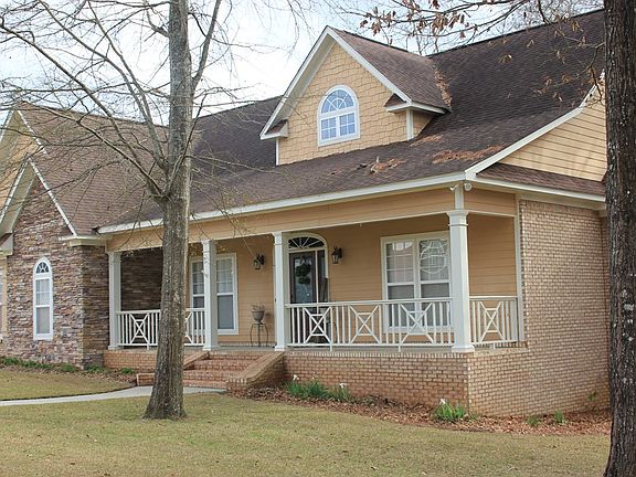 3rd image of 104 Glen Oaks Dr