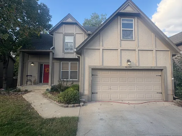 16716 W 156th St, Olathe, KS 66062