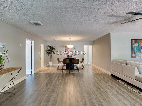 5th image of 2204 Santa Clara Dr