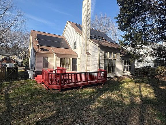 4th image of 5828 Swanston Dr