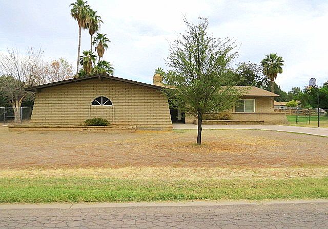 1st image of 10556 W Catalina Dr