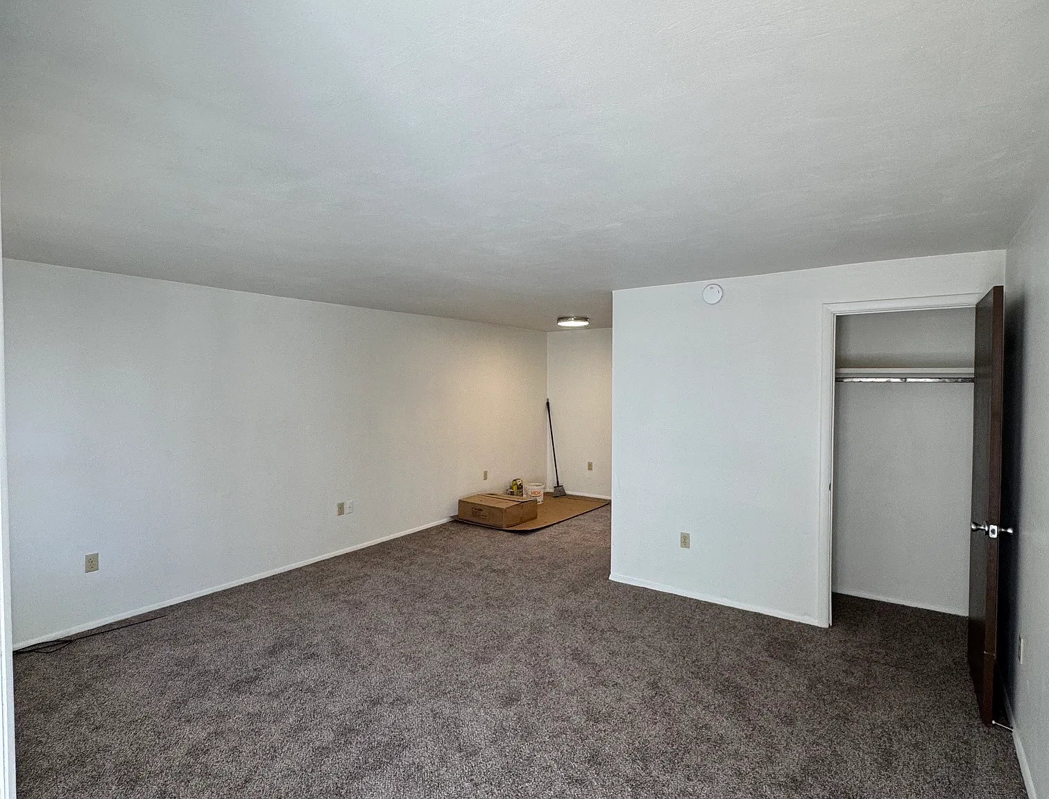 1 bed, 550 sqft, $875 — Photo 3