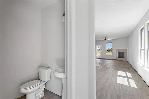 566 Ruthye Ln — Photo 11