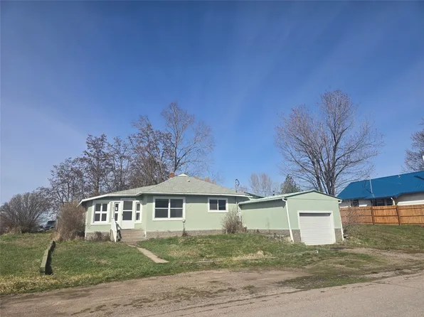 107 7th Ave NW, Ronan, MT 59864