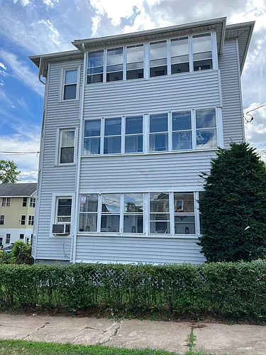 181 Rhodes St Photo 1
