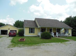 56 Loop Rd, Beaver, OH 45613