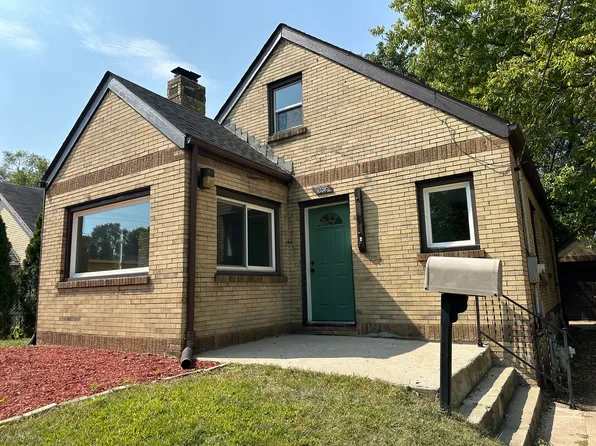 1608 N Court St, Rockford, IL 61103