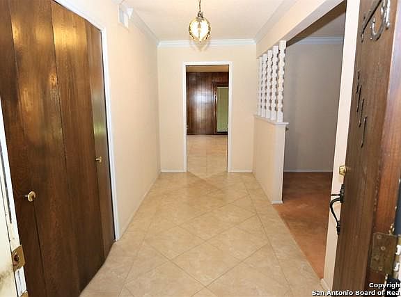 4th image of 3711 Skyridge Ave