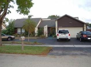 8330 NW 51st Ct, Lauderhill, FL 33351