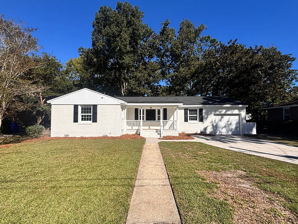 1350 Coosaw Dr