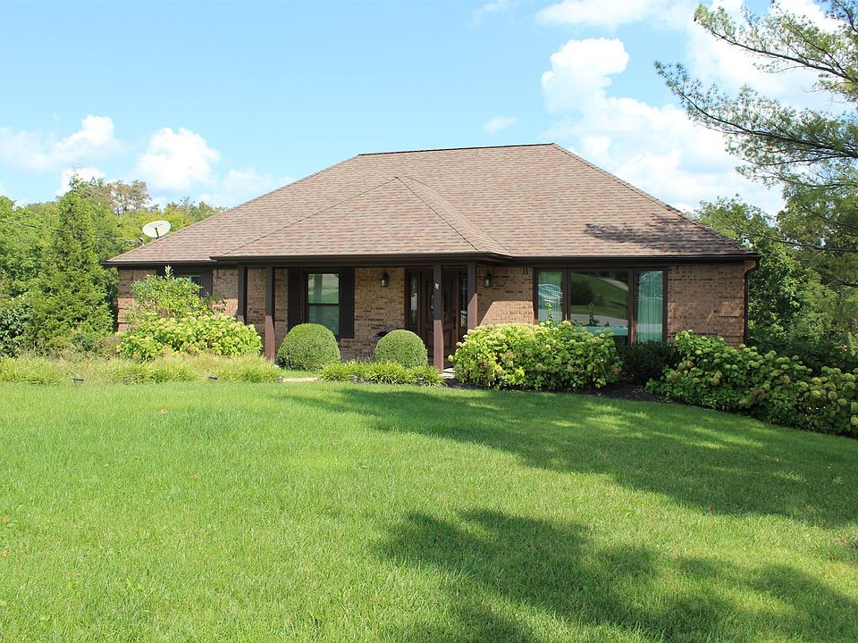 1st image of 108 White Oak Dr