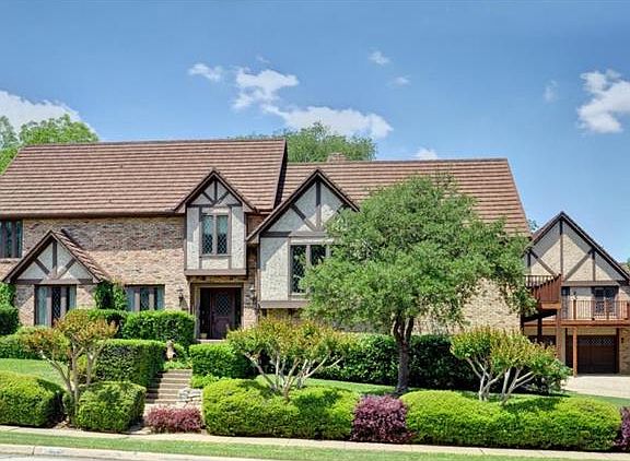 2nd image of 3809 Wingren Dr