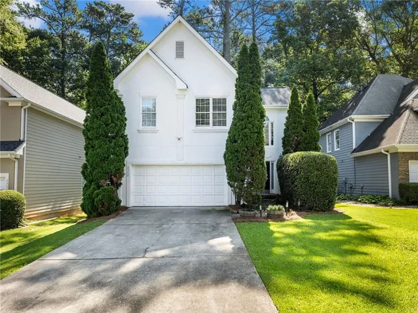 2348 Logan Cir NE, Atlanta, GA 30319