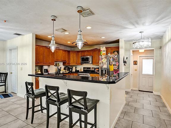 5th image of 9910 Bahama Dr