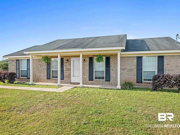 3rd image of 16372 Quail Ln