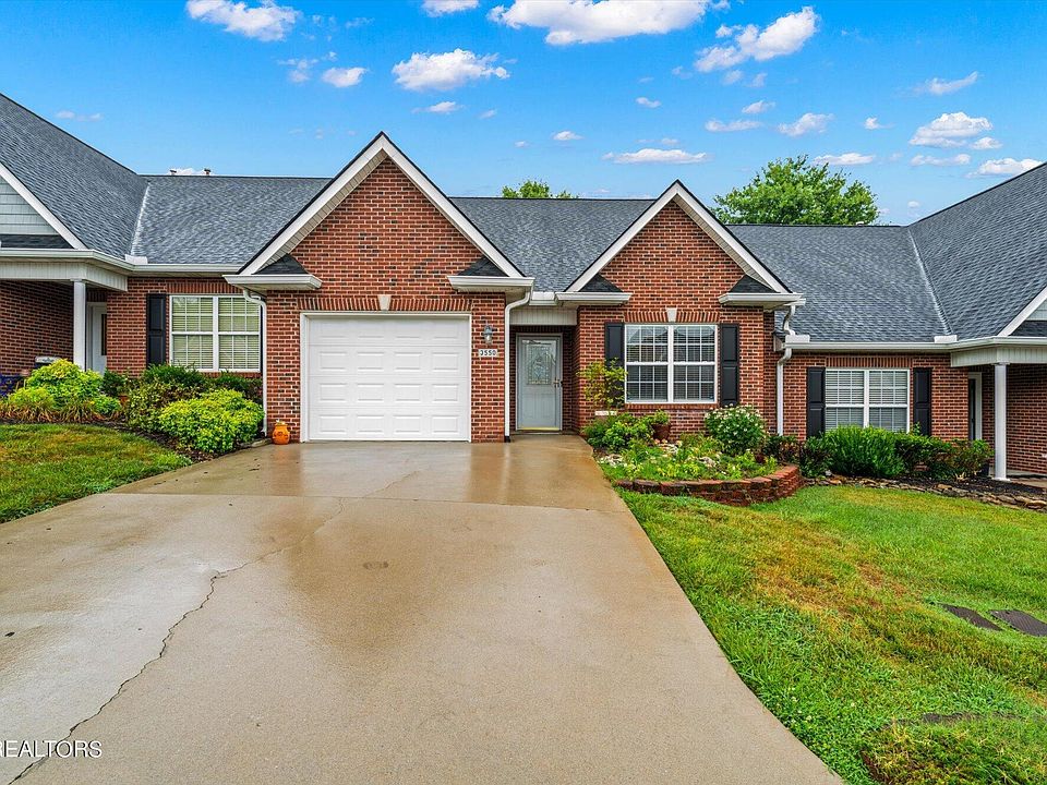 1st image of 3550 Oak Villa Way