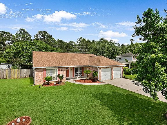 2nd image of 3138 Meadow Lake Dr E