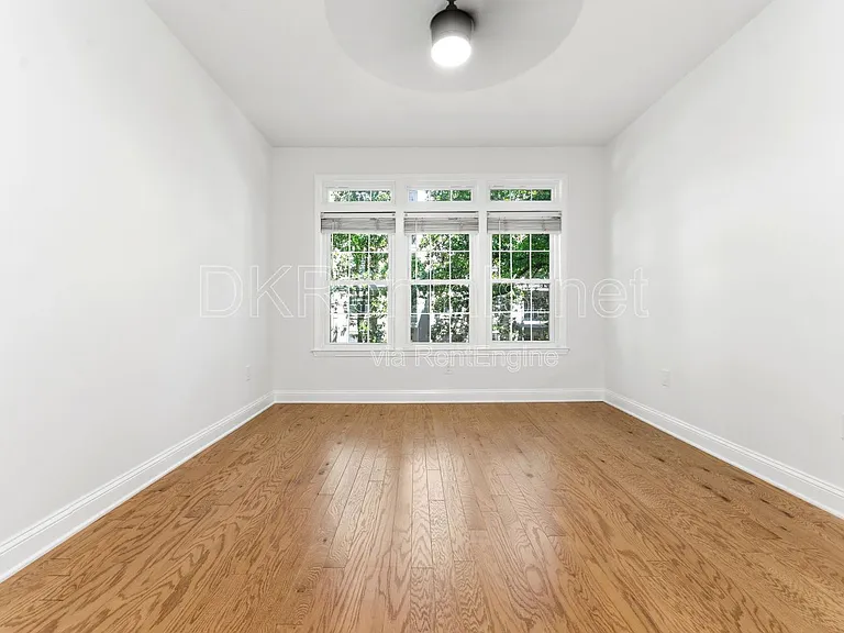 220 Renaissance Pkwy NE #2111 — Photo 22