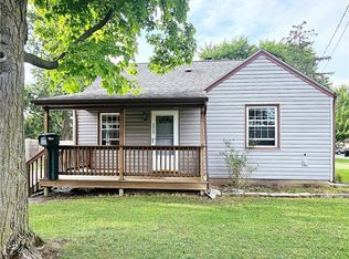 208 Fullerton Rd, Elyria, OH 44035