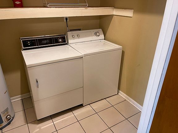 3rd image of 1413 Pullen Rd APT E