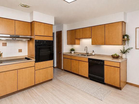 5th image of 2735 64th St