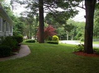 3 Parker Cir, Salem, NH 03079