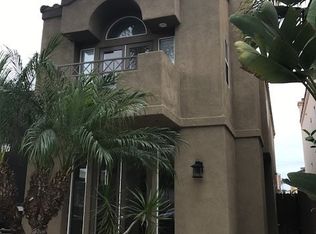 206 Lincoln Ave, Huntington Beach, CA 92648