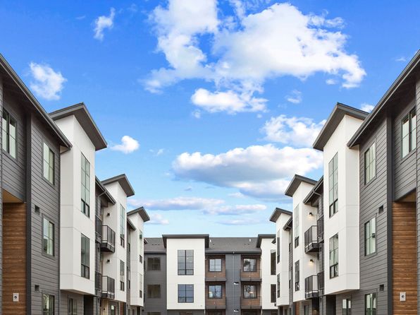 398 Stacy Allison Way #C108